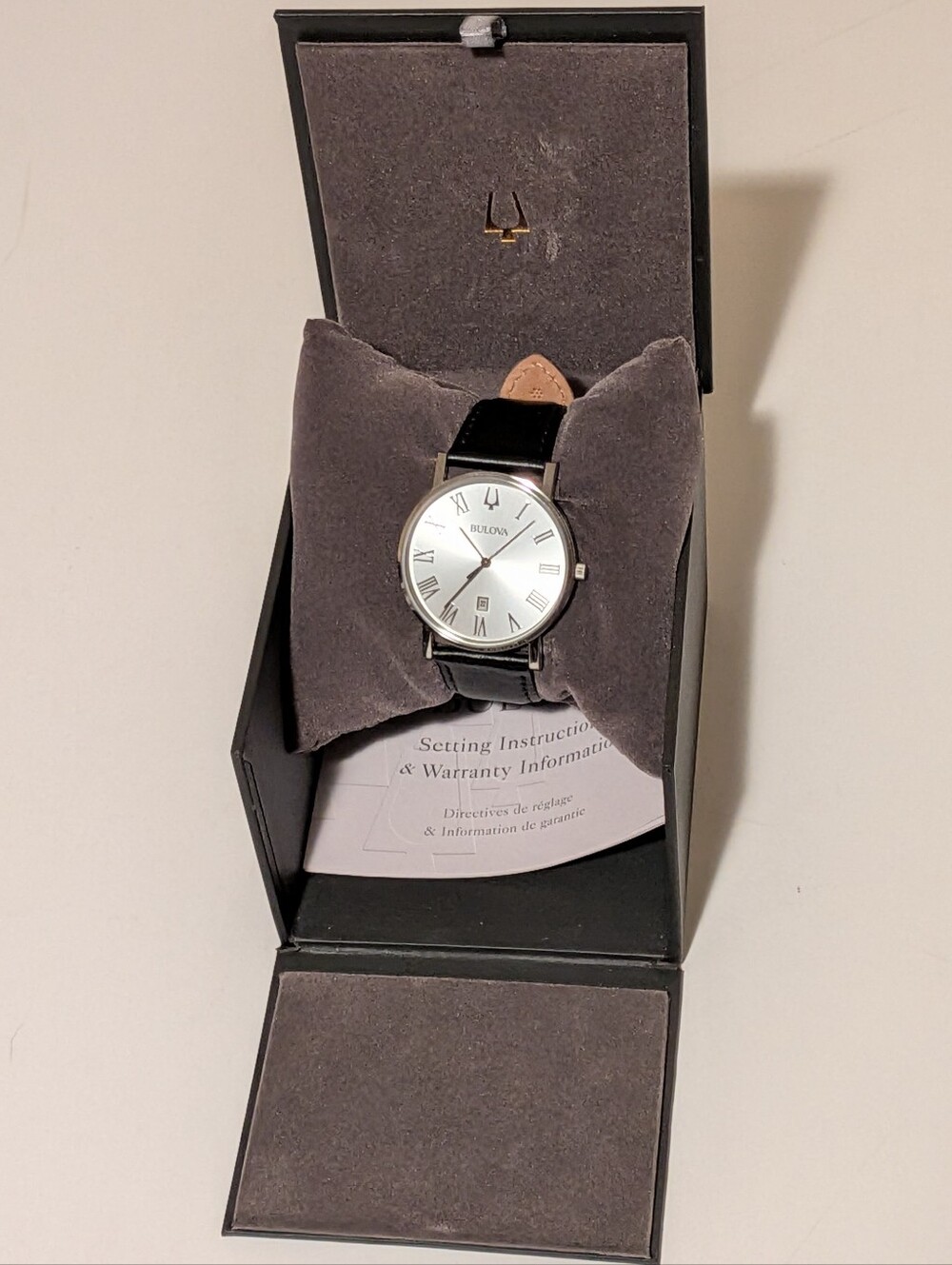 Bulova Men's Classic 3-Hand Calendar Date Quartz Leather Strap Watch